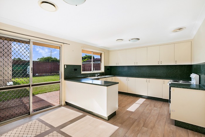 1A McDowall St Newtown QLD 4350