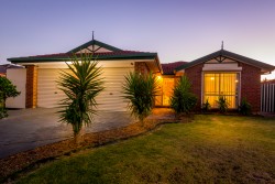 4 Bridgewater Grove Thomastown VIC 3074