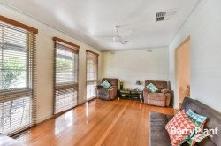 63 Edina Rd Ferntree Gully VIC 3156