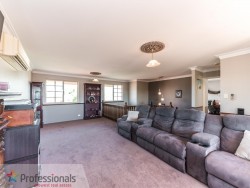 9 Evergreen Ct Leeming WA 6149