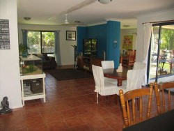 25 Gallery Pl Little Mountain QLD 4551
