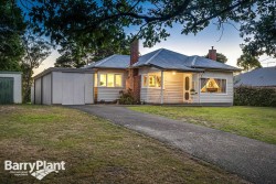 52 Griffiths Rd Upwey VIC 3158