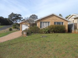 4 Grace Cl Port Macquarie NSW 2444