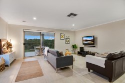 25 Orpheus St Point Cook VIC 3030