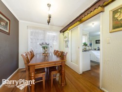 42 President Rd Albanvale VIC 3021