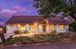 16 Chapman Ave McLaren Vale SA 5171