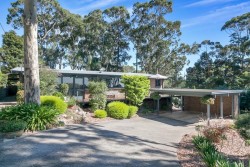 5 Malvern Ct Aberfoyle Park SA 5159