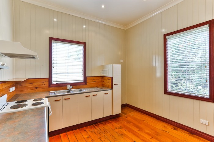 748 Ruthven St South Toowoomba QLD 4350