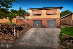 44 Smyth St Mount Waverley VIC 3149