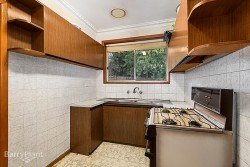 44 Smyth St Mount Waverley VIC 3149