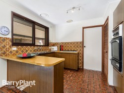 11 Tullaroop Ct St Albans VIC 3021