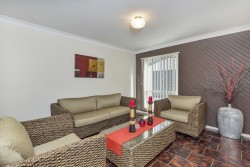 53 Blenheim Cres Yamanto QLD 4305