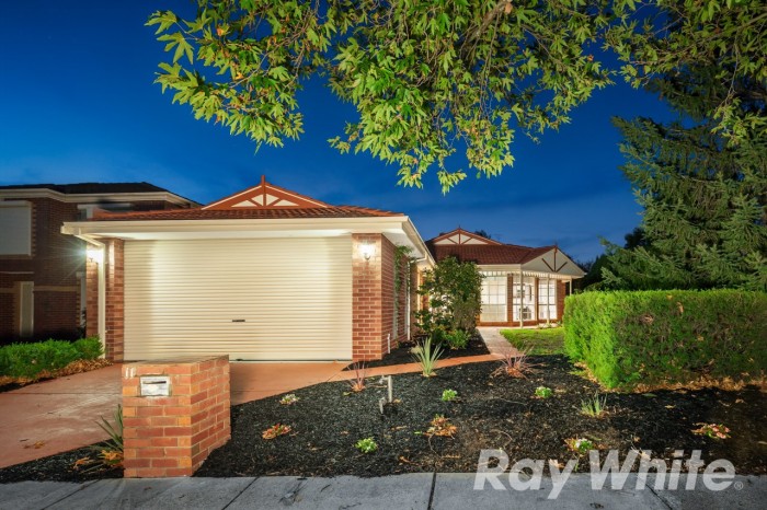 11 Farview Dr Rowville VIC 3178