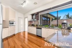 36 George Knox Dr Rowville VIC 3178