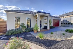 7 Serene Ct, Langwarrin VIC 3910