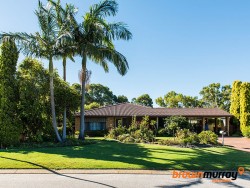 9 Sovereign Dr, Thornlie, WA 6108