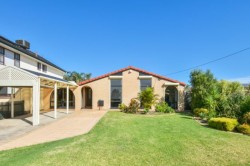 9 South Ave, Hallett Cove, SA 5158