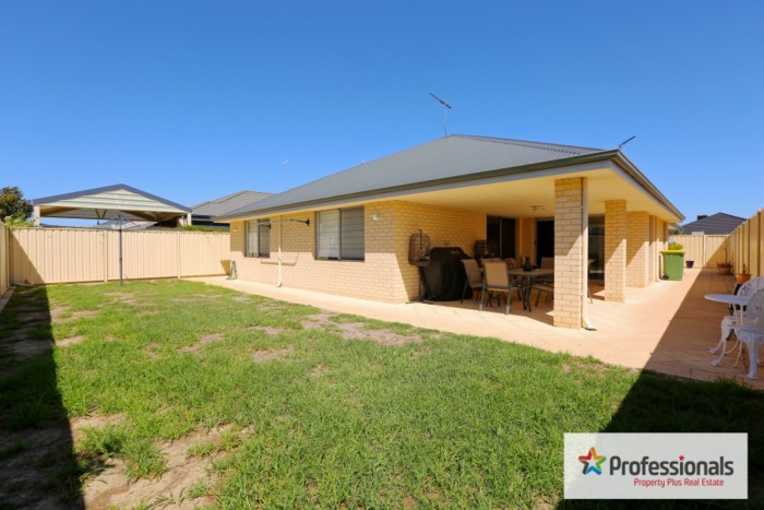 19 Marseille Gardens Piara Waters WA 6112