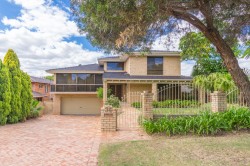 34 Valencia Ave, Churchlands WA 6018