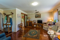 33 Murray Dr, Withers, WA 6230