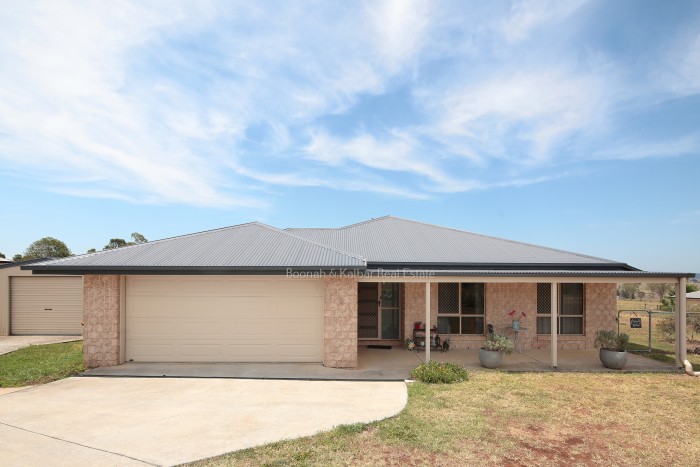 6 Miles Ct, Harrisville, Qld 4307