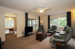 15 Surrey Rd Powelltown VIC 3797