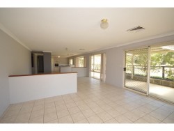 271 Fiegert Rd, Barragup, WA 6209