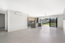 121 Roscommon Rd, Boondall, QLD 4034