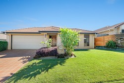 17 Campion Drive, North Lakes, QLD 4509