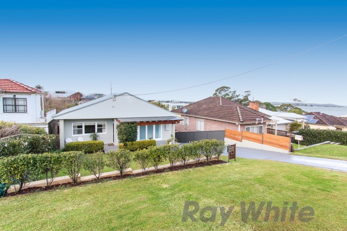 10 Daniel Street, Belmont, NSW 2280