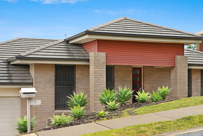 7 Tenyo St, Cameron Park NSW 2285