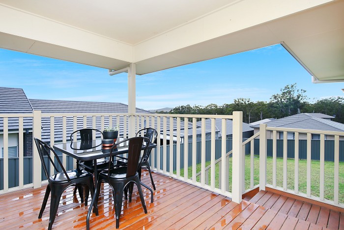 7 Tenyo St, Cameron Park NSW 2285