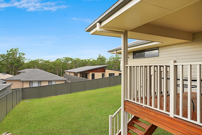 7 Tenyo St, Cameron Park NSW 2285