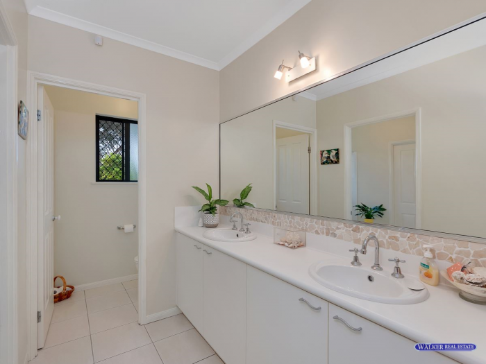 170 Timberlea Drive, Bentley Park, QLD, 4868