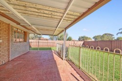 27 Bernardo Street, Rosemeadow, NSW 2560