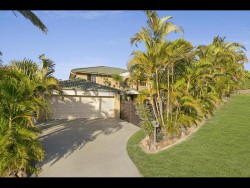 5 Excelcia Court, Eatons Hill, QLD 4037