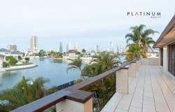 124 Commodore Drive, Surfers Paradise, QLD 4217