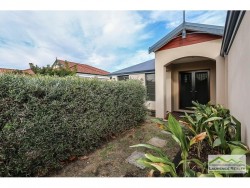 10 Leyland Road, Butler, WA 6036