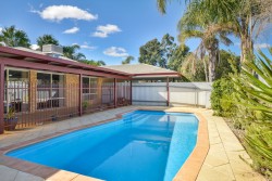 8 Nepean Grove, Hannans, WA 6430