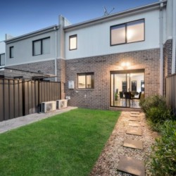 21 Huntingfield Street, Craigieburn, VIC 3064