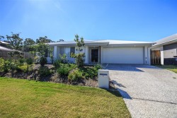 31 McPherson Crescent, Coomera, QLD