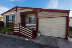 Site 131/304 Bains Road, Woodcroft Caravan Park, Woodcroft, SA 5162