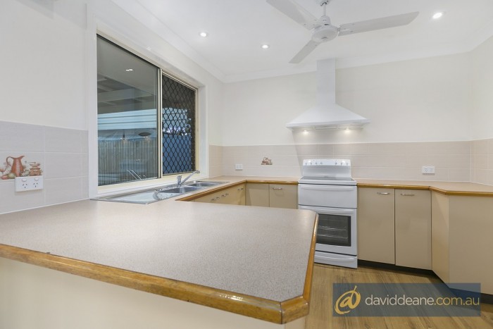 283 Todds Rd, Lawnton QLD 4501