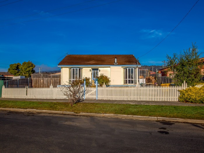 15 Rex St, New Norfolk TAS 7140