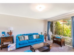 12 Serpentine Rise, Success, WA 6164