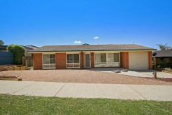 6 Bruce Street, West Wodonga, VIC 3690