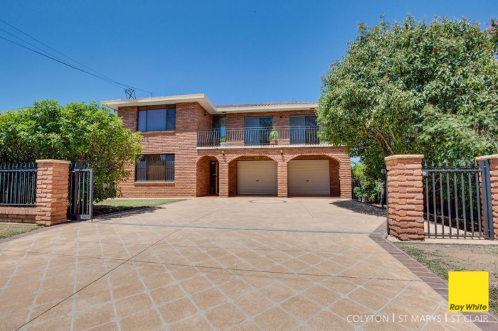 18 Carrington Street, St Marys, NSW 2760