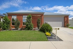 13 Hastings Way, West Wodonga, VIC 3690