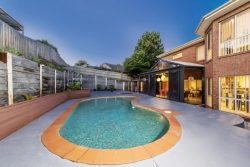 48 William Hovell Drive, Endeavour Hills VIC 3802