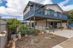 10 Kalgoorlie Avenue, Port Noarlunga South, SA 5167